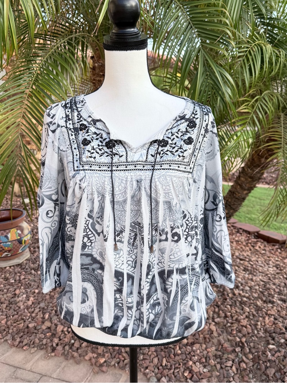 One World Women's Black & White Embroidered Peasant Top - Size L